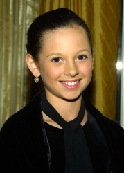 Photos de Mackenzie Rosman - 11th Annual Movieguide Awards Gala - 2